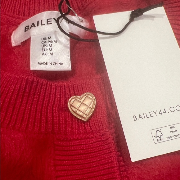 Bailey 44 Long Sleeve Heart Button Eyelash Cardigan Size Medium - Picture 4 of 5